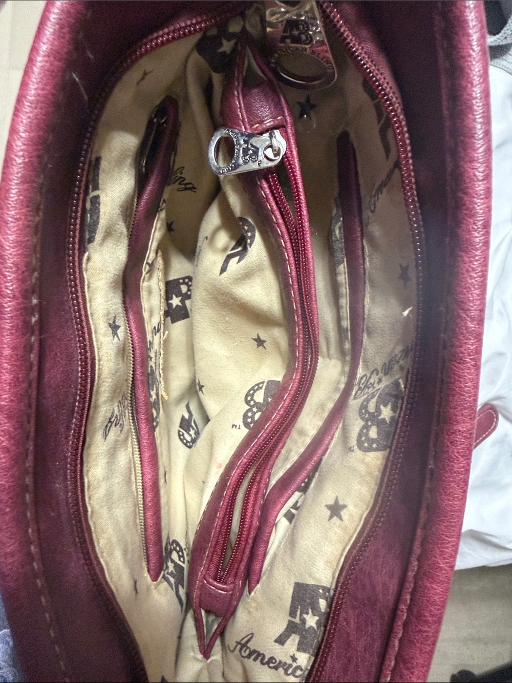 Montana West Concealed Carry Stud and Conchos Crossbody Purse - Picture 7 of 8